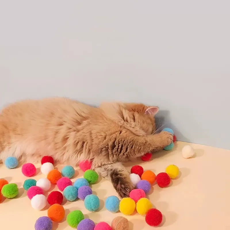 Arminha de Brinquedo Bola de Pelúcia para Gatos